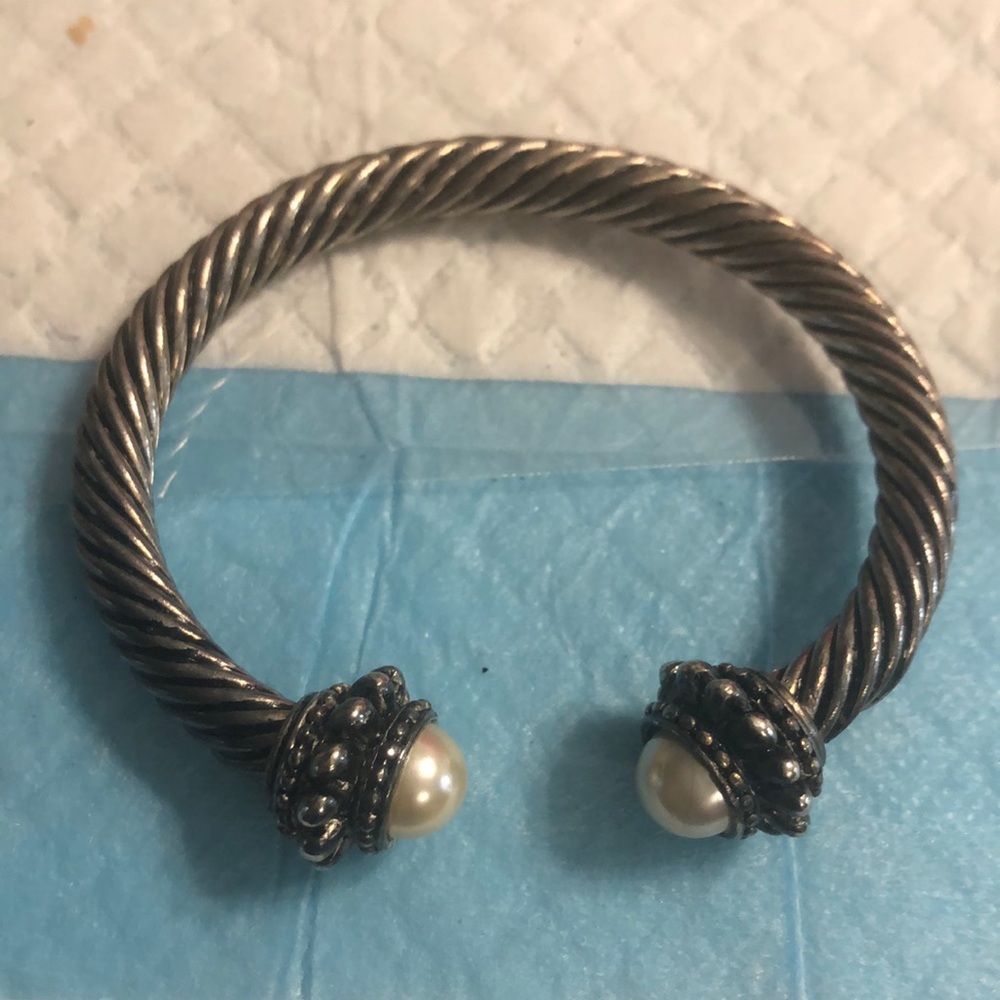 Vintage Silver and White Twisted Cable Bracelets